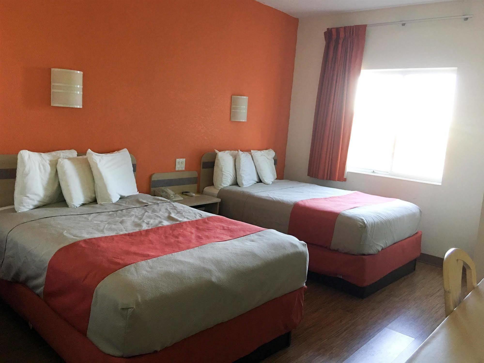 Motel 6-Minonk, Il Zewnętrze zdjęcie